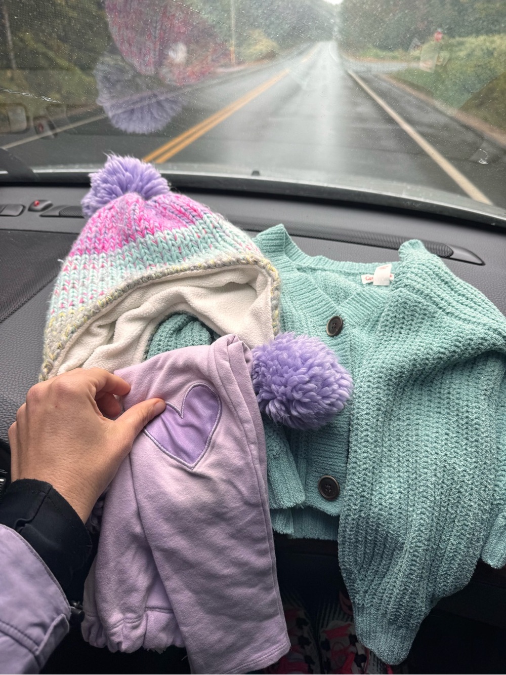 Girls winter bundle set, sweater hat and leggings